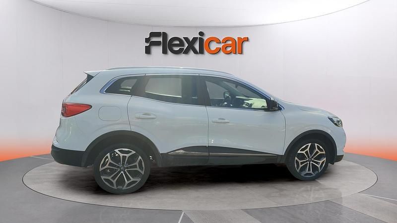 Begagnad Renault Kadjar Techno 140 HK (102 kW) 2022 Vit SUV