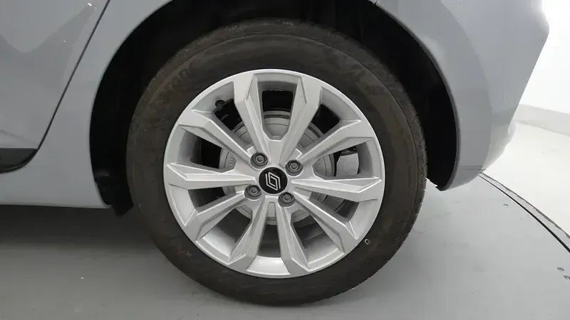 Nuevo Renault Clio V Evolution 94 CV (69 kW) 2026 Gris Berlina