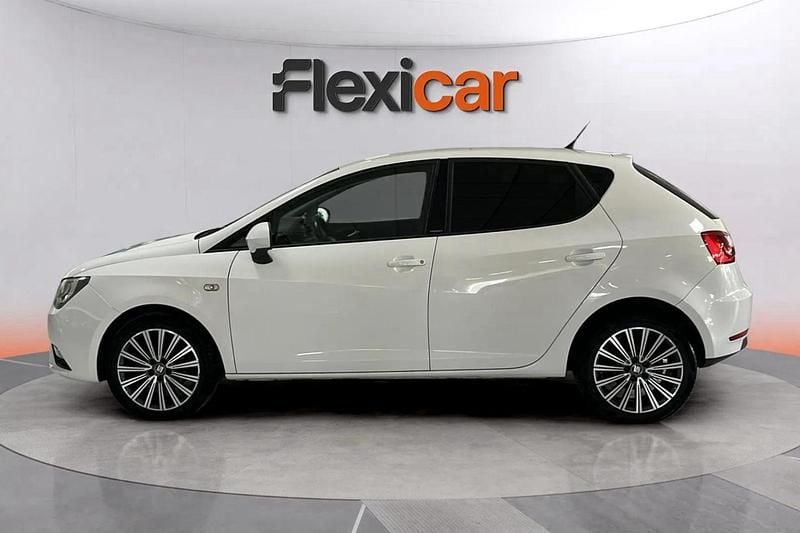 Usado Seat Ibiza Reference 90 CV (66 kW) 2016 Blanco Utilitario