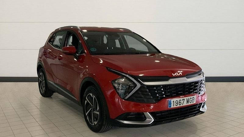 Rojo Usado 2023 Kia Sportage SUV | 27.600 € (Un poco caro) - Imagen 1/1