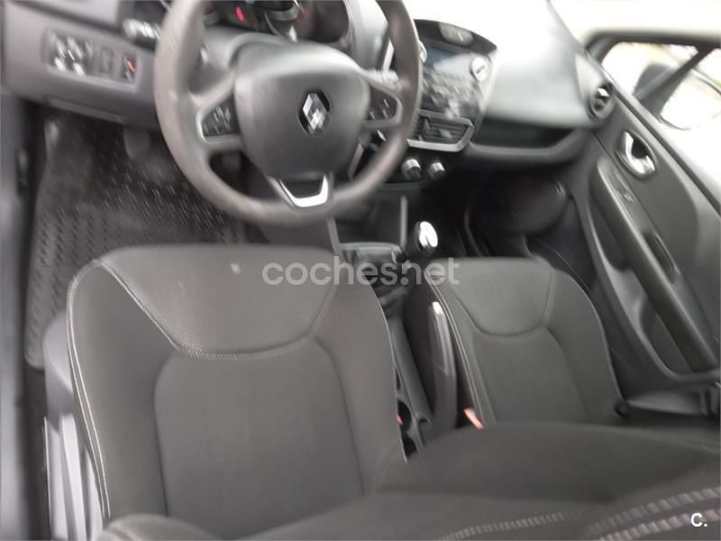 Gris / plata Usado 2017 Renault Clio GrandTour LIMITED Familiar | 7100 € (Buen precio) - Imagen 1/4
