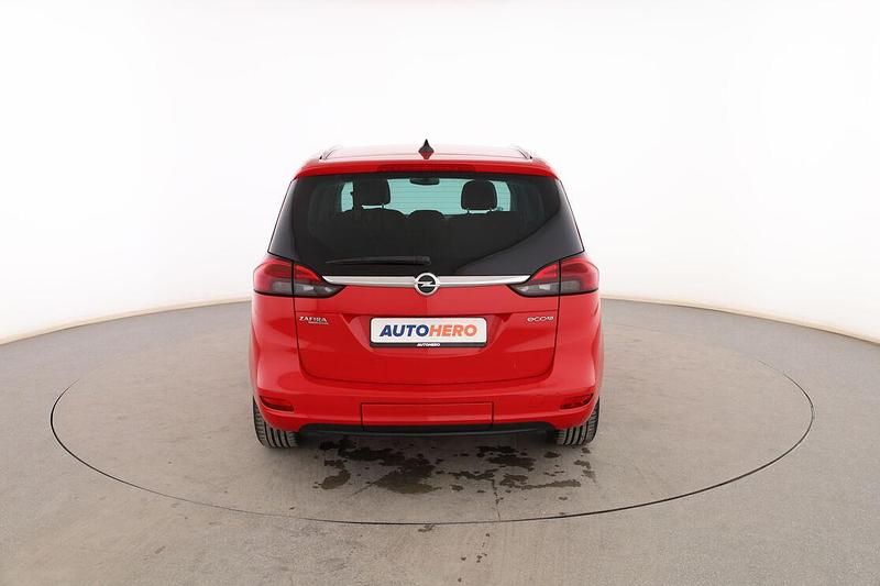 Usado Opel Zafira Tourer Excellence 140 HP (102 kW) 2016 Vermelho Monovolume