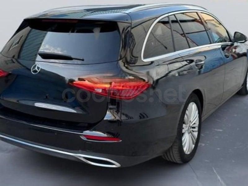Usado Mercedes C200 204 CV (150 kW) 2024 Negro Familiar