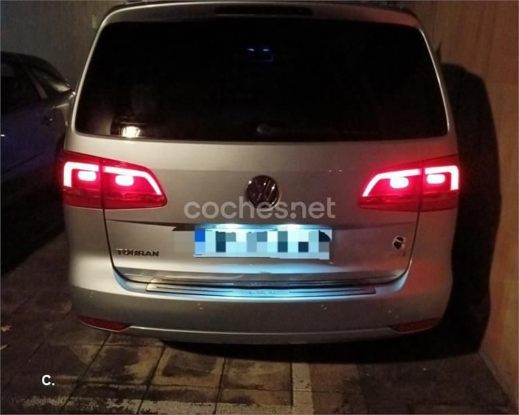 Gris / plata Usado 2011 VW Touran Advance Monovolumen | 6900 € (Buen precio) - Imagen 1/4