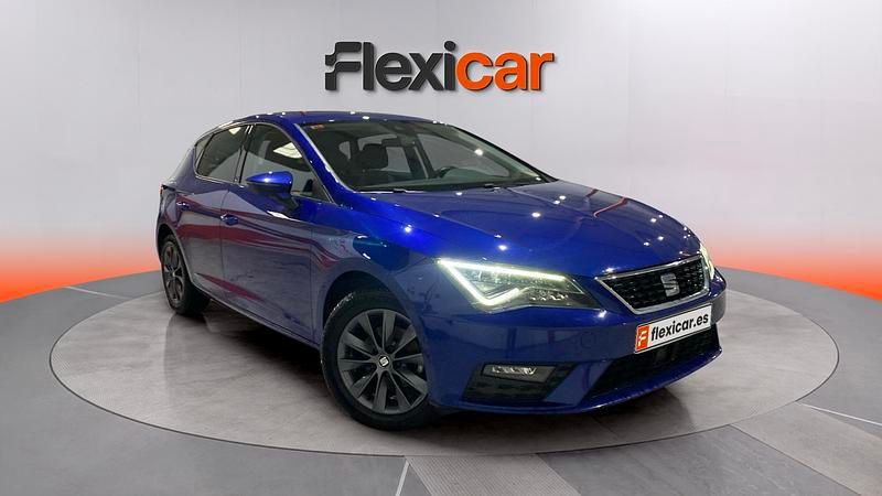 Usado Seat Leon Style 115 CV (84 kW) 2019 Azul Berlina