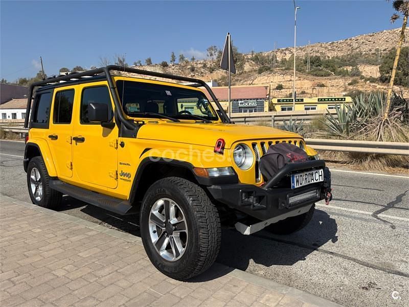 Usado Jeep Wrangler Sahara 270 CV (198 kW) 2020 Amarillo SUV