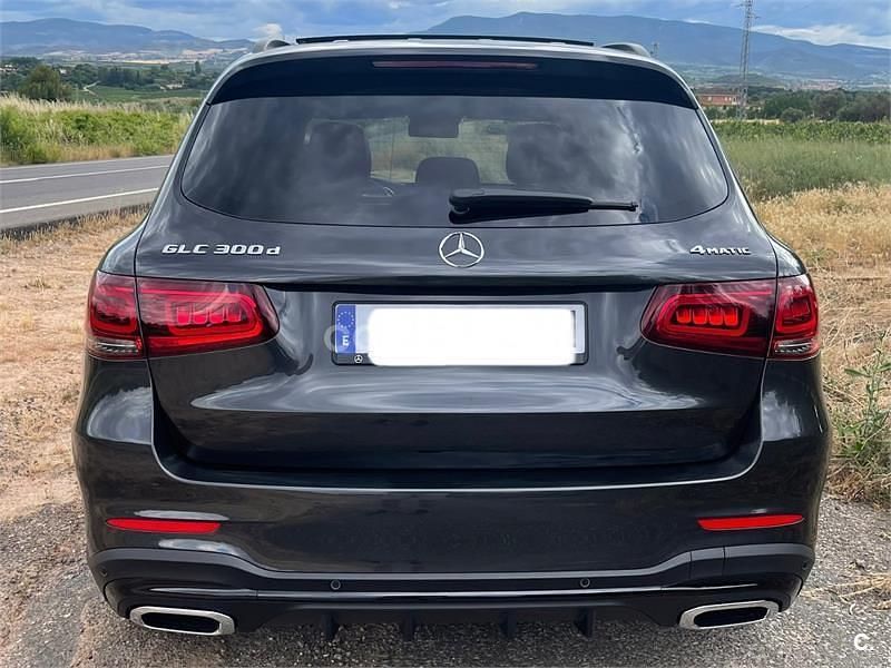 Usado Mercedes GLC300 245 CV (180 kW) 2022 Negro SUV