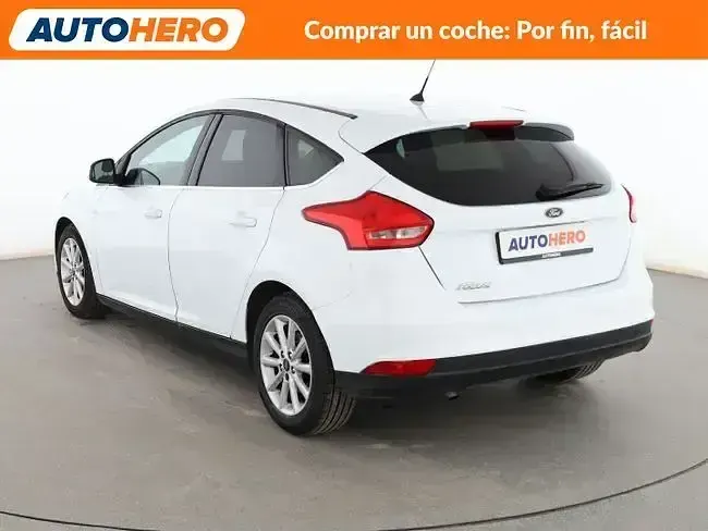 Usado Ford Focus Titanium 115 CV (84 kW) 2015 Blanco Berlina