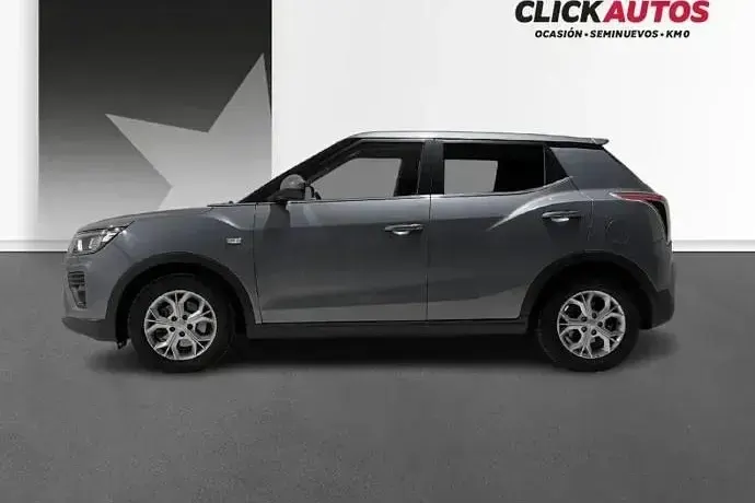 Usado SsangYong Tivoli 128 CV (94 kW) 2023 Gris SUV