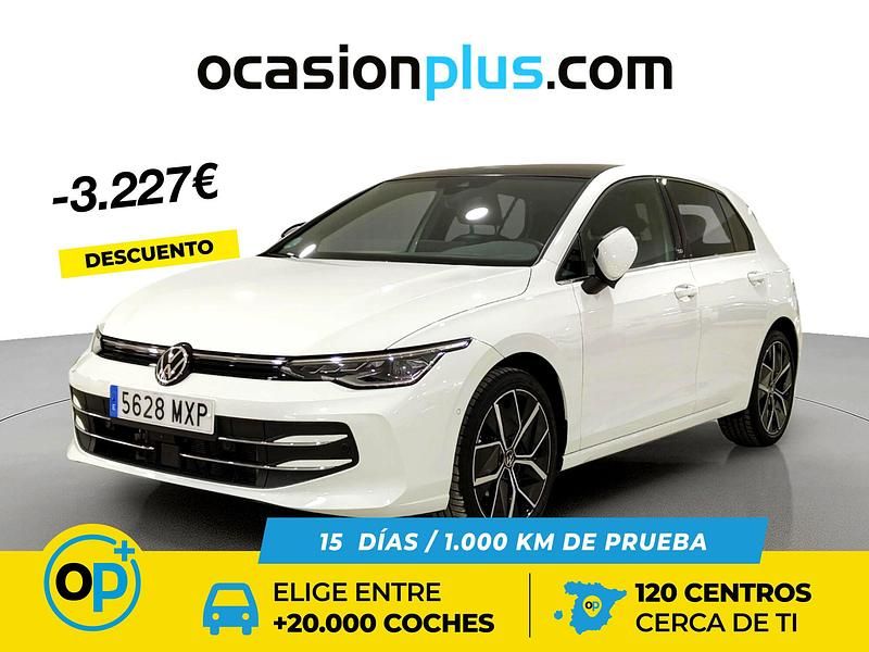 Usado VW Golf VIII 150 CV (110 kW) 2025 Blanco Berlina