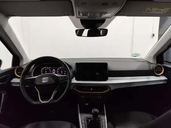 Usado Seat Arona Style 116 CV (85 kW) 2025 Negro SUV