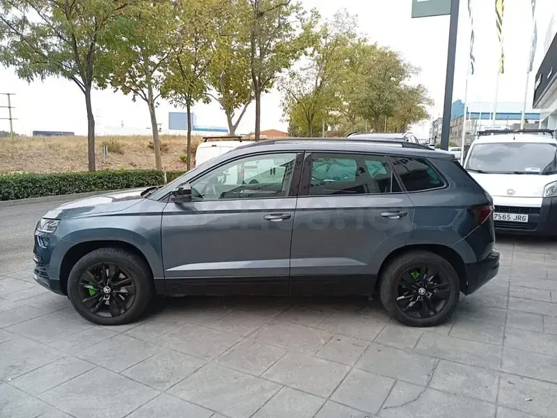 Usado Skoda Karoq Style 150 CV (110 kW) 2018 Gris / plata SUV