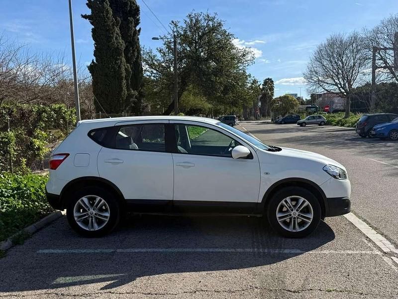 Usado Nissan Qashqai Visia 110 CV (80 kW) 2011 Blanco SUV