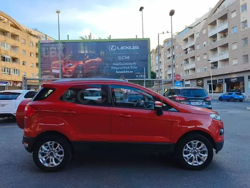 Usado Ford Ecosport 91 CV (66 kW) 2015 Naranja SUV