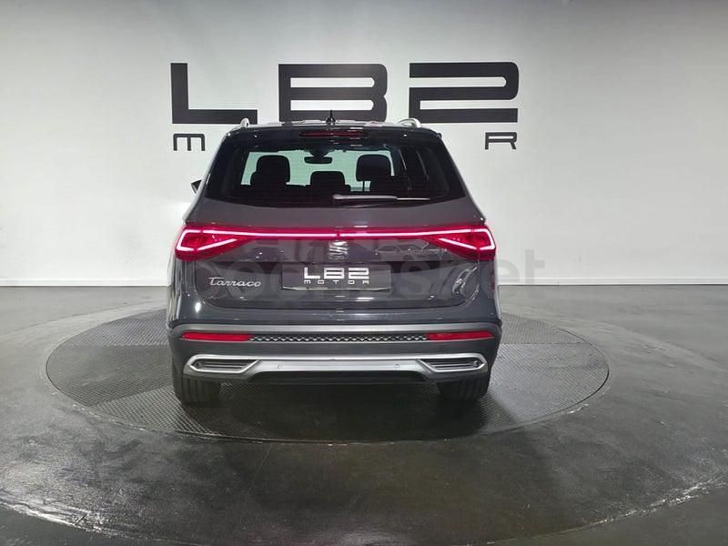 Usado Seat Tarraco 4Drive 200 CV (147 kW) 2023 Gris / plata SUV