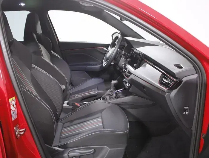 Usado Skoda Kamiq Monte Carlo 150 CV (110 kW) 2025 Rojo SUV