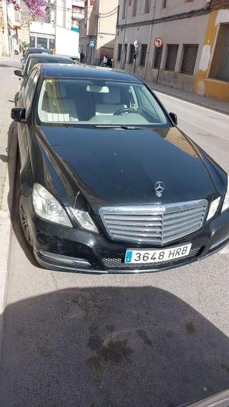 Usado Mercedes E350 Avantgarde 252 HP (185 kW) 2013 Preto Sedan