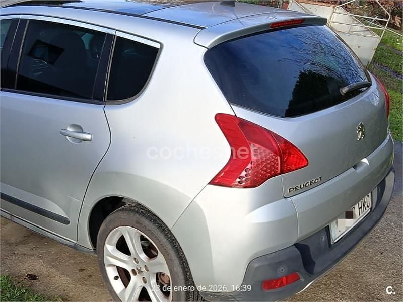 Usado Peugeot 3008 Allure 156 CV (114 kW) 2012 Gris / plata Berlina