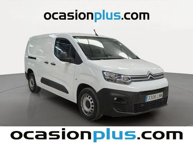 Usado Citroën Berlingo 102 CV (75 kW) 2021 Blanco Monovolumen