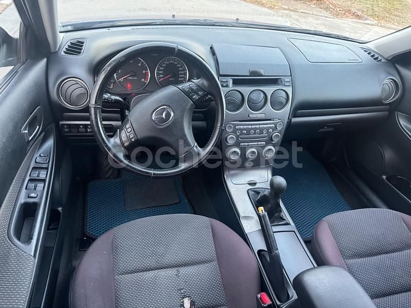 Usado Mazda 6 Active 136 CV (100 kW) 2005 Azul Berlina