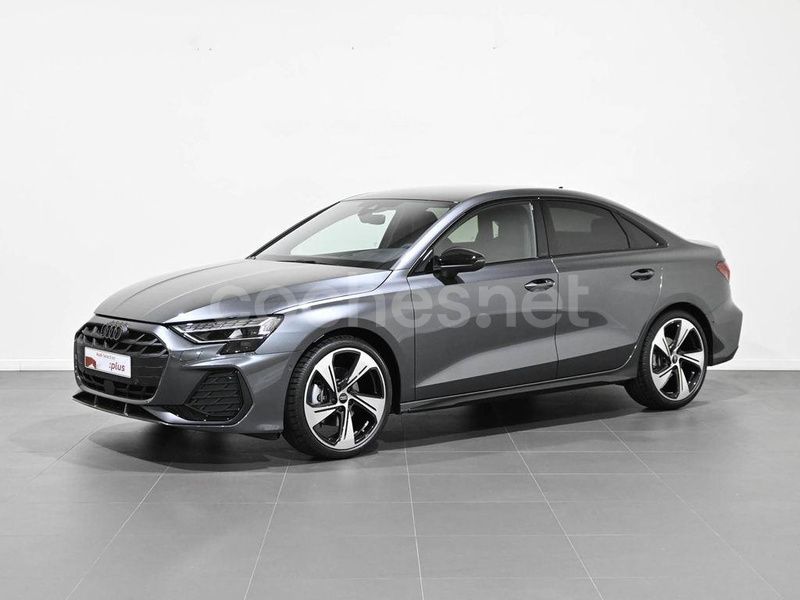 Gris / plata Usado 2024 Audi A3 e-tron S-Line Utilitario | 44.900 € - Imagen 1/4