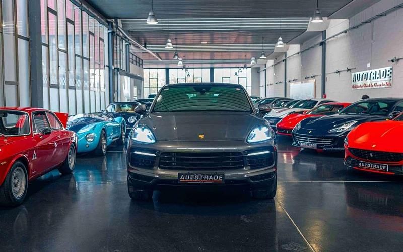 Usado Porsche Cayenne S 441 CV (324 kW) 2019 Gris SUV