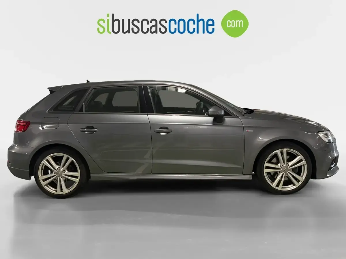 Usado Audi A3 S-Line 150 CV (110 kW) 2020 Azul Berlina
