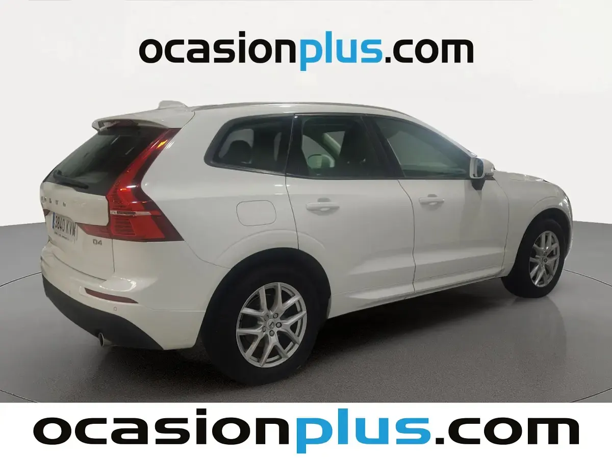 Usado Volvo XC60 Momentum 190 CV (139 kW) 2019 Blanco SUV
