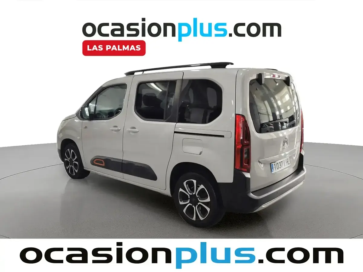 Usado Citroën Berlingo Shine 130 CV (95 kW) 2020 Beige Monovolumen