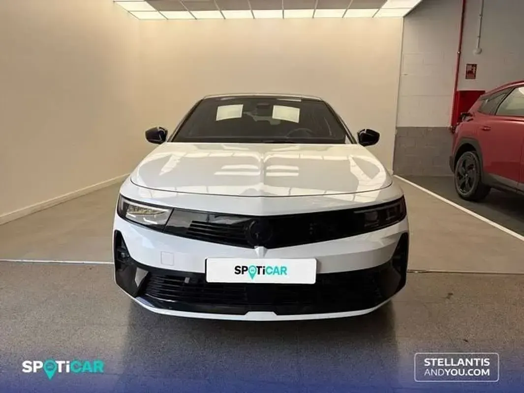 Usado Opel Astra GSe 224 CV (164 kW) 2024 Blanco Utilitario