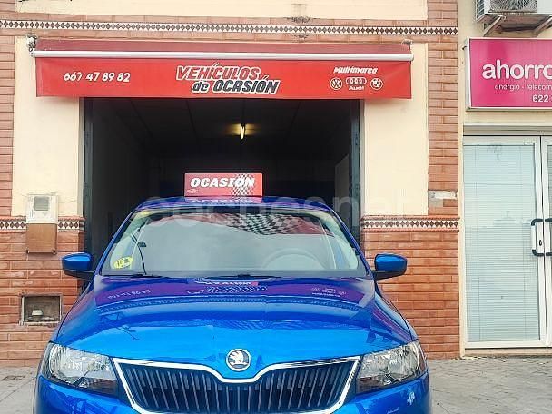 Azul Usado 2015 Skoda 105 Ambition Berlina | 9995 € - Imagen 1/4