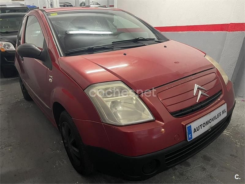 Usado Citroën C2 61 CV (44 kW) 2007 Granate Utilitario