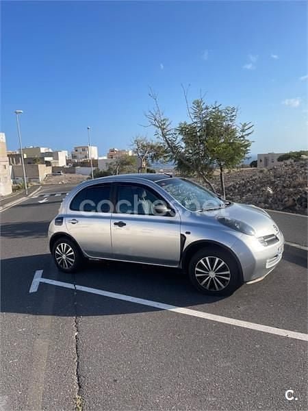 Usado Nissan Micra Visia+ 80 CV (58 kW) 2004 Gris / plata Berlina