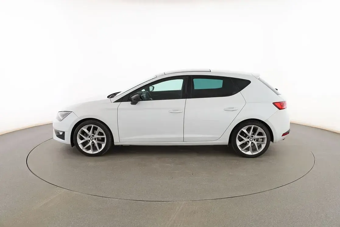 Usado Seat Leon FR 150 CV (110 kW) 2016 Blanco Berlina