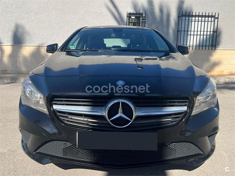 Usado Mercedes CLA200 136 CV (100 kW) 2014 Negro Berlina