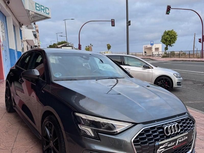 Usado Audi A3 S-Line 150 CV (110 kW) 2021 Gris / plata Berlina