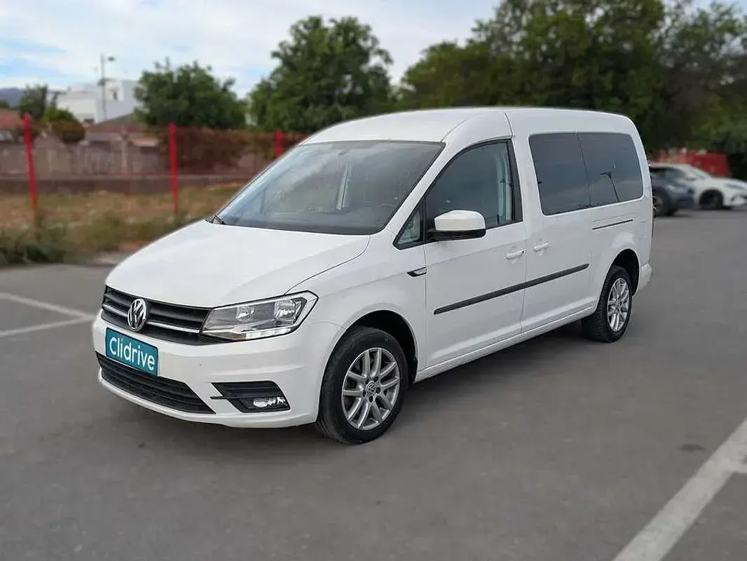 Usado VW Caddy Maxi 102 CV (75 kW) 2020 Blanco Monovolumen