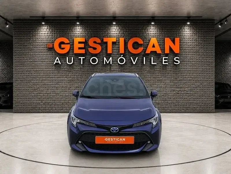 Usado Toyota Corolla Active 122 CV (89 kW) 2022 Azul Familiar