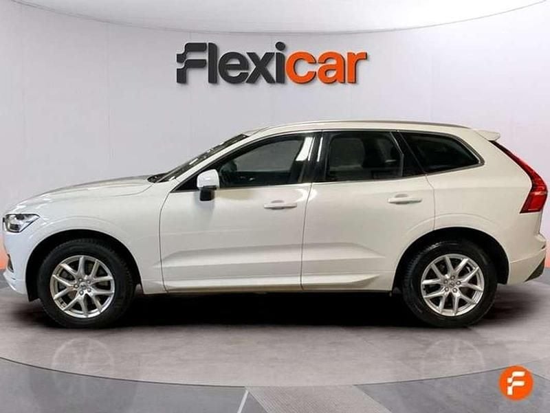 Usado Volvo XC60 Momentum 197 CV (144 kW) 2020 Blanco SUV