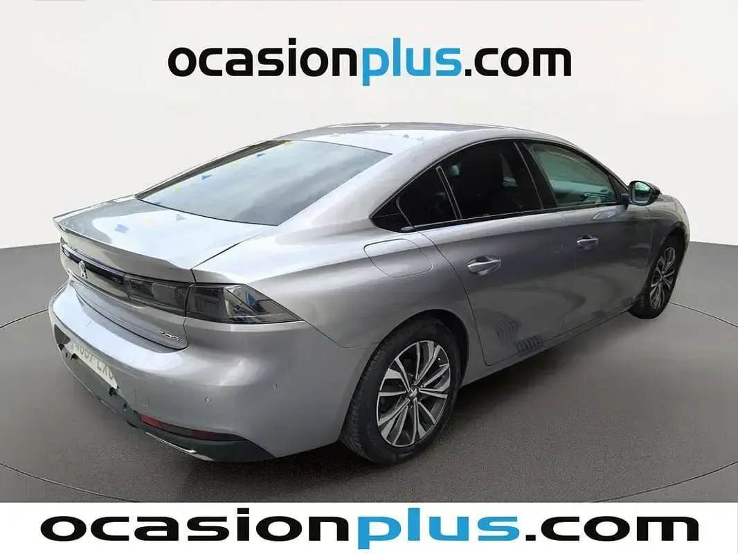 Usado Peugeot 508 Allure 131 CV (96 kW) 2022 Gris Berlina