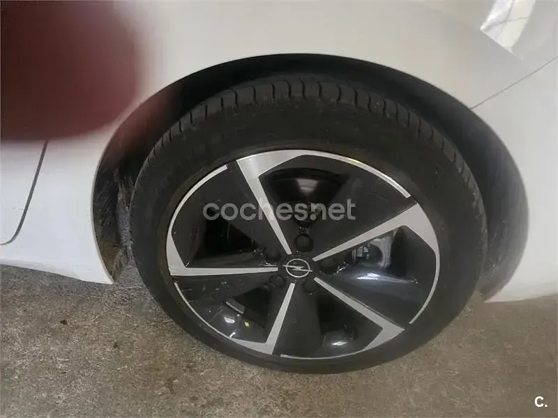 Usado Opel Astra 180 CV (132 kW) 2025 Blanco Utilitario