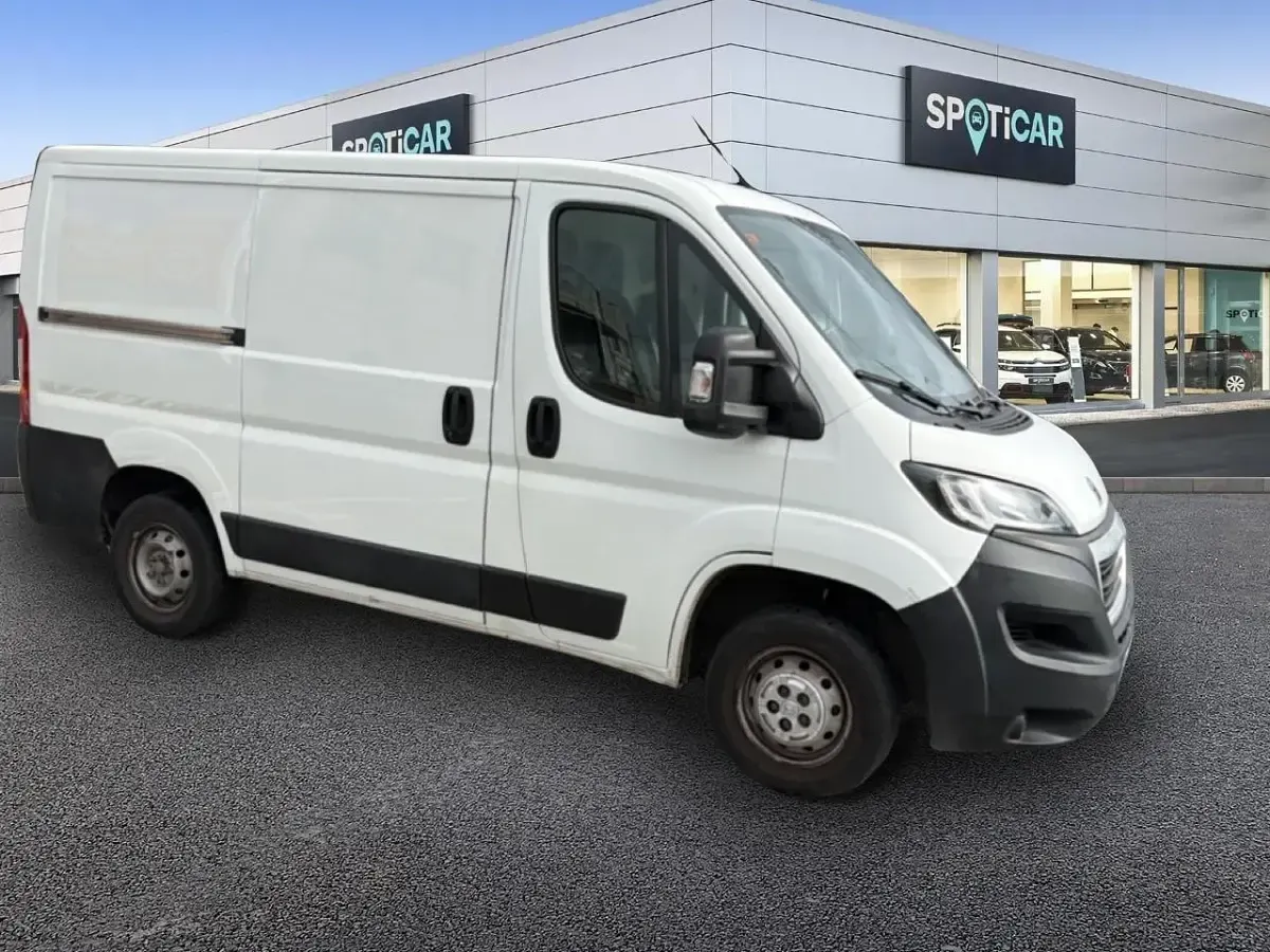 Usado Peugeot Boxer 110 CV (80 kW) 2018 Blanco Van