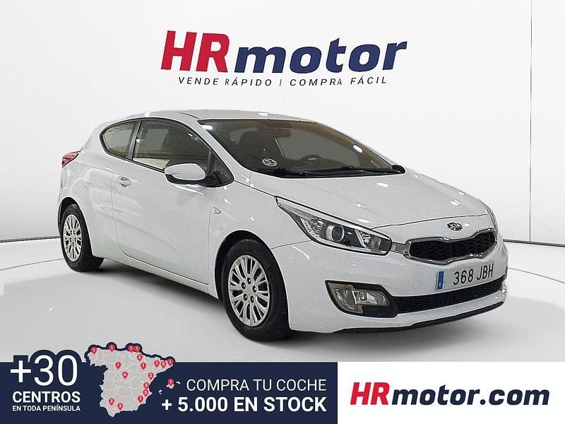 Blanco Usado 2014 Kia Ceed Utilitario | 9610 € - Imagen 1/4