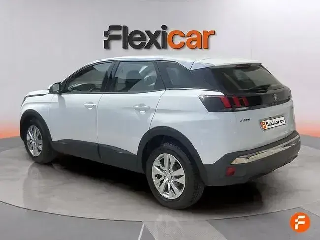 Usado Peugeot 3008 Active 130 CV (95 kW) 2017 Blanco SUV