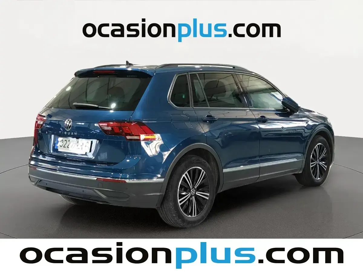 Usado VW Tiguan Life 150 CV (110 kW) 2021 Azul SUV