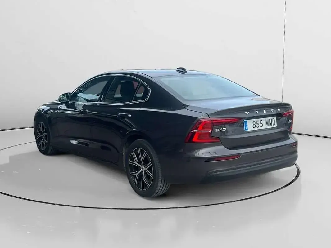 Usado Volvo S60 Core 197 CV (144 kW) 2023 Gris Berlina