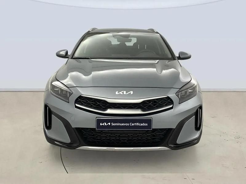 Usado Kia XCeed 140 HP (102 kW) 2025 Cinzento SUV