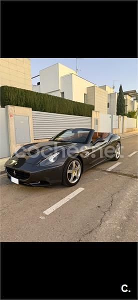 Gris / plata Usado 2011 Ferrari California Descapotable | 99.900 € (Caro) - Imagen 1/4