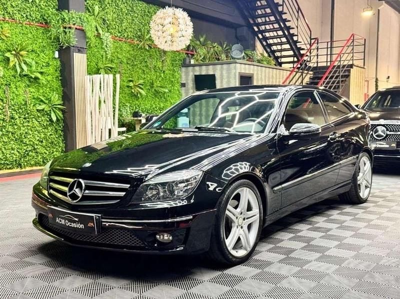 Usado Mercedes C200 184 CV (135 kW) 2010 Negro Coupe