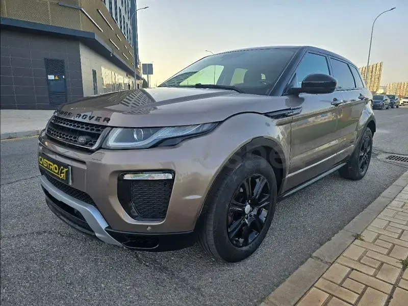 Usado Land Rover Range Rover evoque HSE Dynamic 150 CV (110 kW) 2016 Marrón SUV